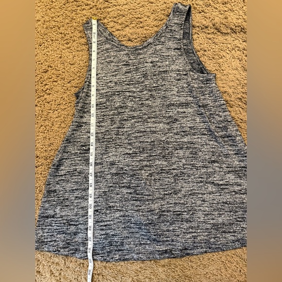 Women’s GAP Sleeveless Top - Picture 7 of 9